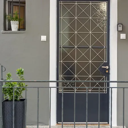 Апартаменты Retro With Parking *