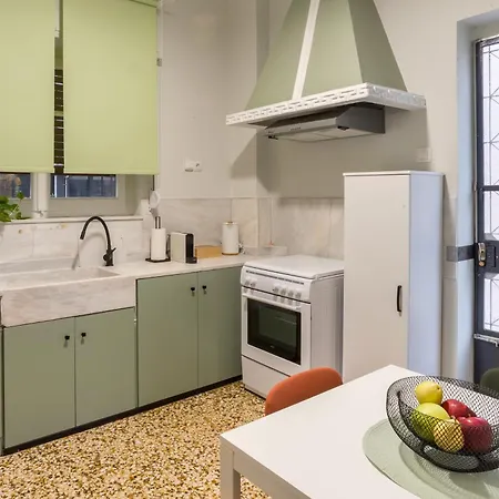 Апартаменты Retro With Parking Лариса