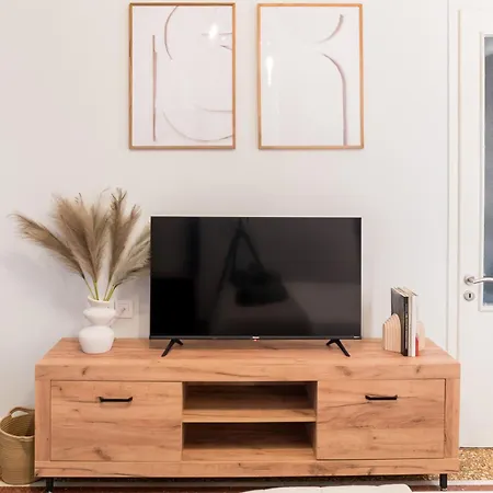 Апартаменты Retro With Parking Лариса