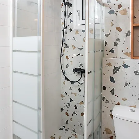 Retro With Parking *